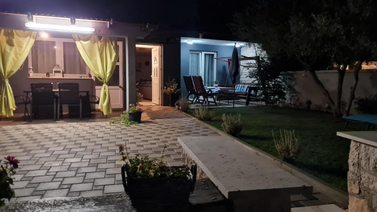 הוילה מדולין A24-House מראה חיצוני תמונה